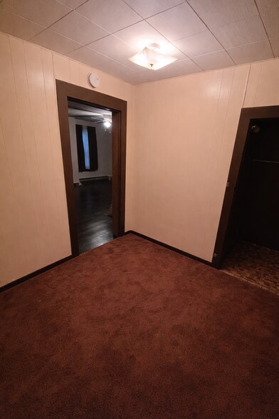 Building Photo - 778 3rd Ave