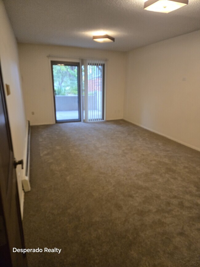 Building Photo - 1841 Kedron Cir