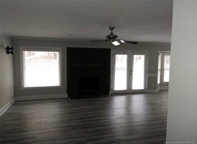 Building Photo - 6911 S Staff Rd