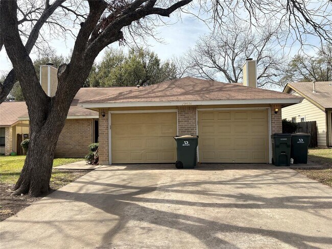 Building Photo - 12814 Hymeadow Dr