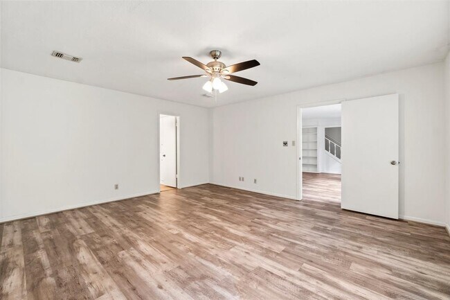 Building Photo - 29 W Torch Pine Cir