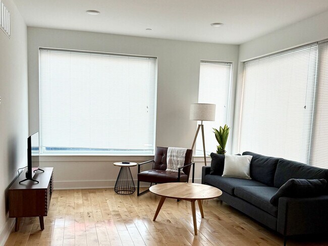 Interior Photo - LUDLOW_4100