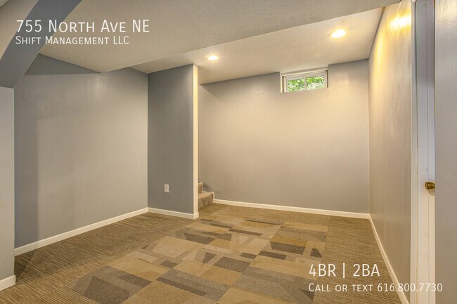 Building Photo - 755 North Ave NE