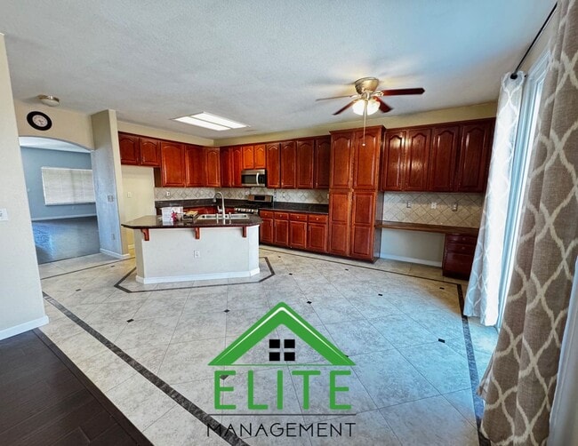 Building Photo - Home Located in the Highly Sought-after No...