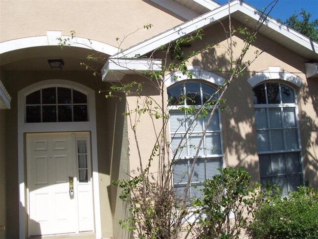 Building Photo - 13601 Ogakor Dr