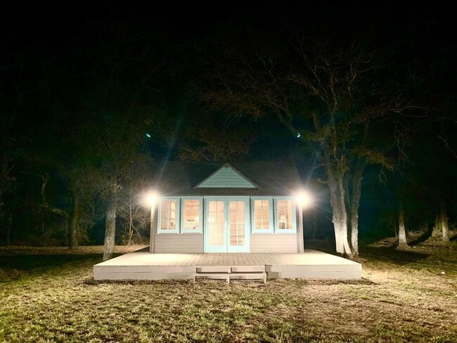 Building Photo - 112 Shady Bend Ct