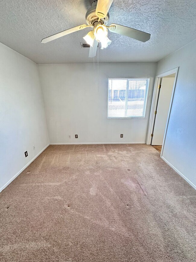 Building Photo - Move in Special 1/2 off 1st month rent! 3 Bedroom 2 Bath 2 Car Garage w/ Fenced in Yard