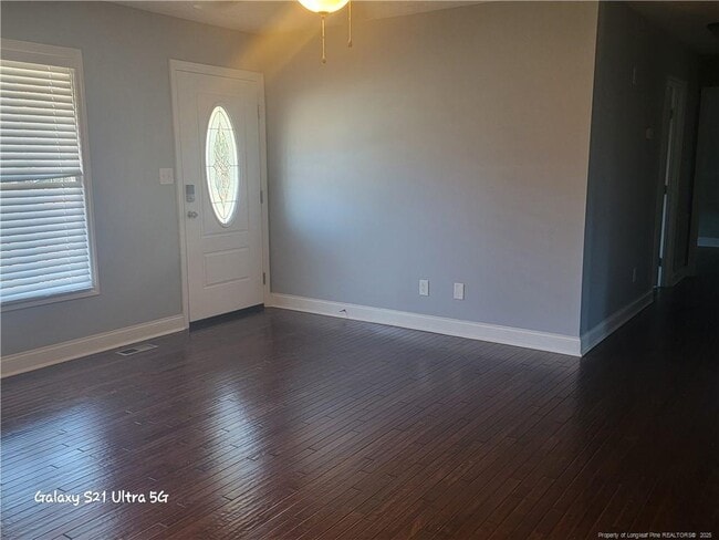 Building Photo - 104 Stonewall St