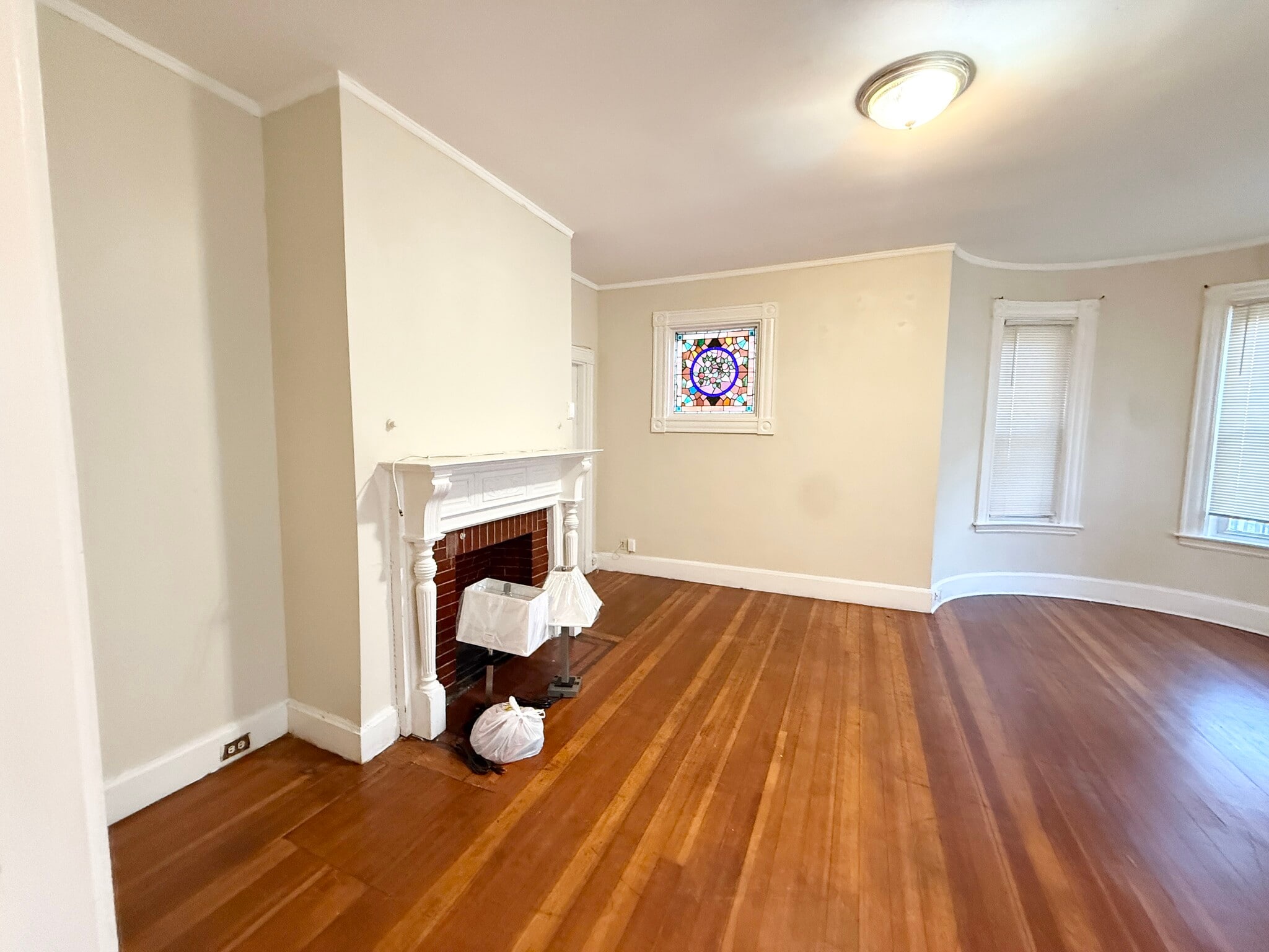 Building Photo - 6 Aspen St