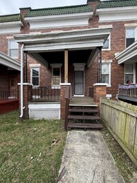 Building Photo - 4 bedroom home