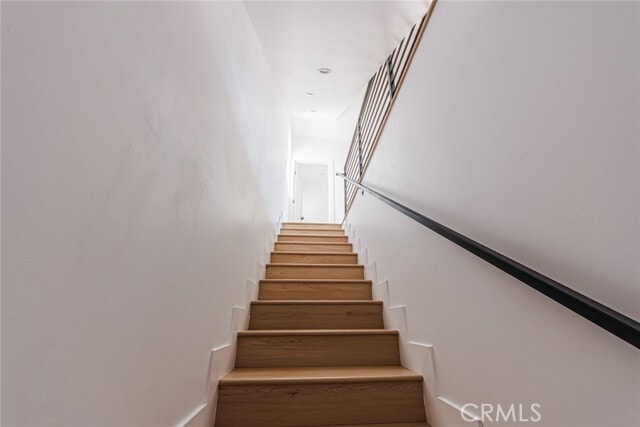 Building Photo - 13461 Beach Ave