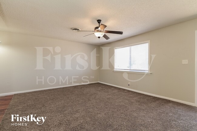 Building Photo - 208 Valley Forge Ave