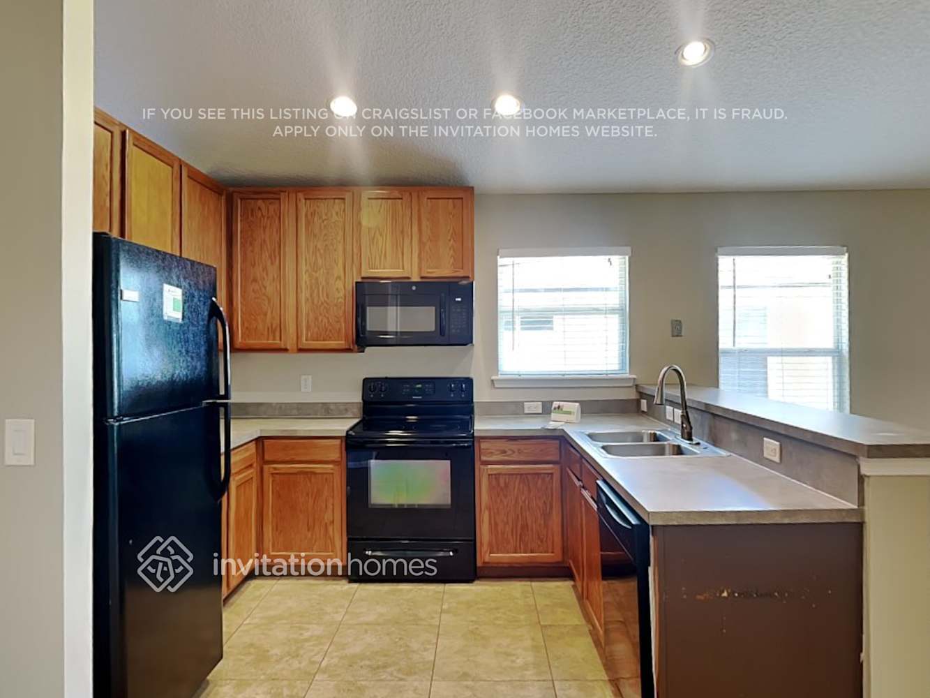 Building Photo - 1068 Moosehead Dr
