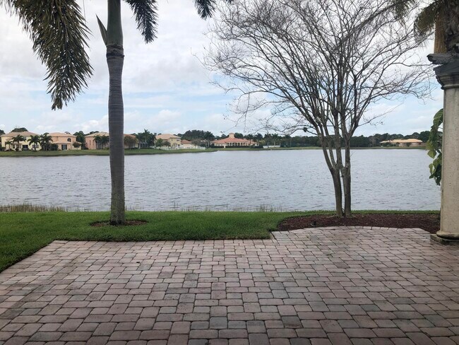 Building Photo - 6136 Santa Margarito Dr