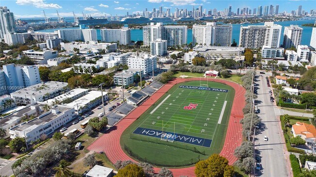 Building Photo - 1009 Meridian Ave