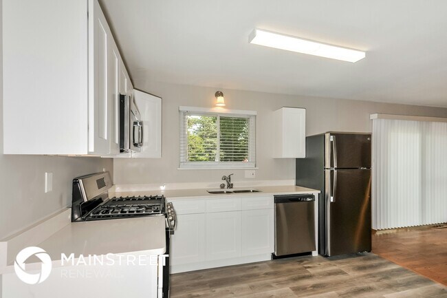 Building Photo - 1445 Jackson Ln