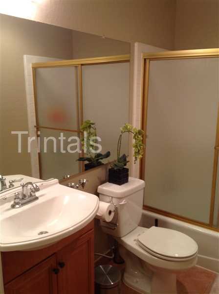 Building Photo - 2001 E 21st St