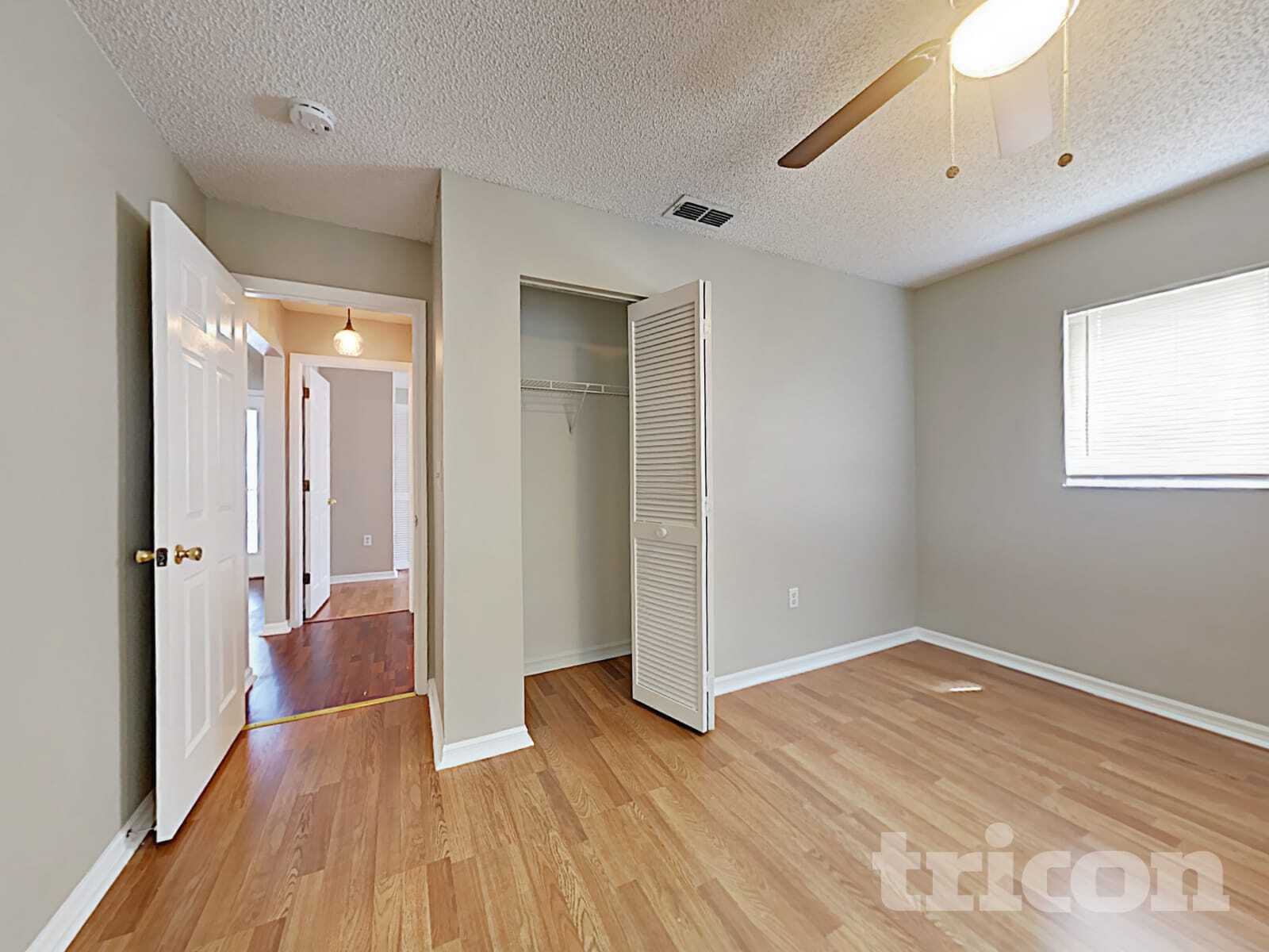 Building Photo - 13415 Twin Lake Ave