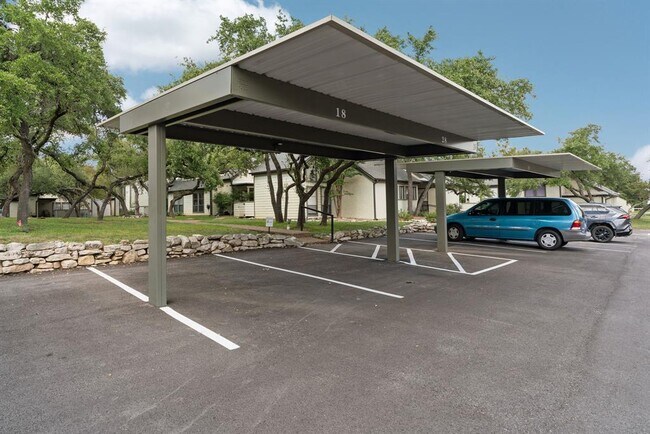 Building Photo - 17 Casa Verde St