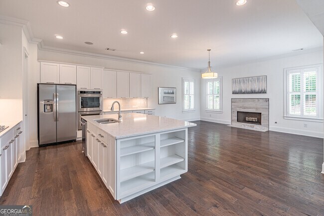 Building Photo - 829 Adler Ct