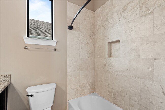 Building Photo - 1411 Elgin St