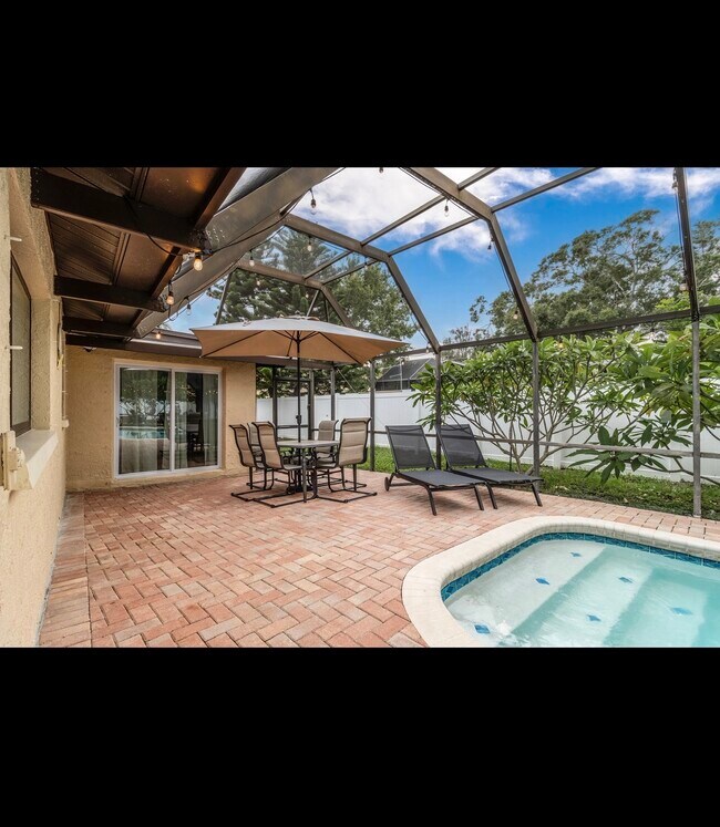 Building Photo - 9605 129th Ave