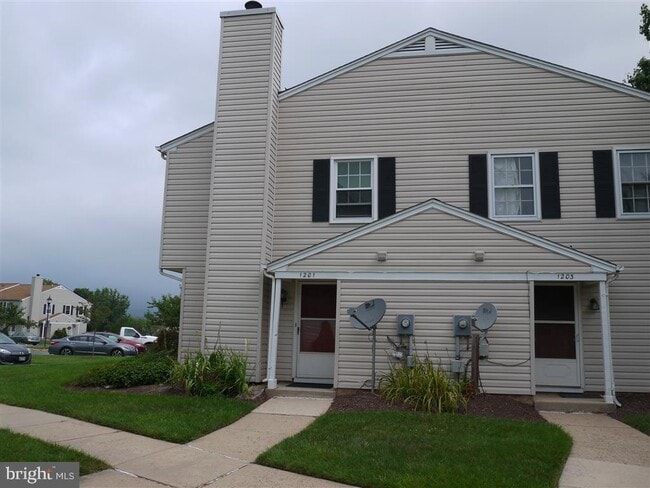 Building Photo - 1201 Danielle Dr