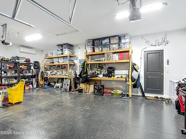 Building Photo - 4471 Holstein St