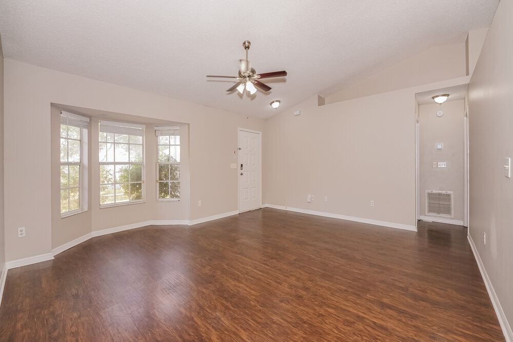 Building Photo - 14280 Rensselaer Rd