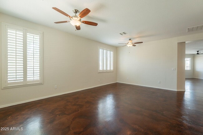 Building Photo - 888 S 165th Ln