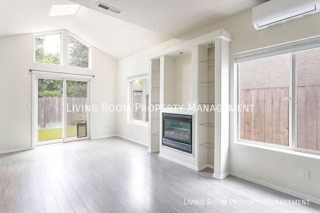Building Photo - 7604 N McKenna Ave