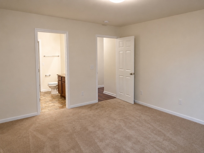 Building Photo - 24 Miller Park Cir