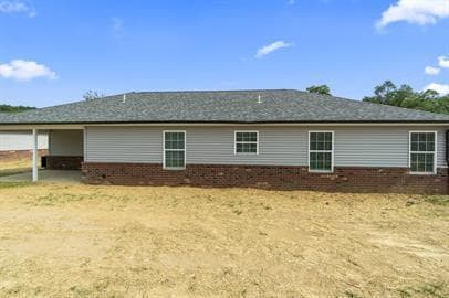 Building Photo - 302 Oak Grv Cir