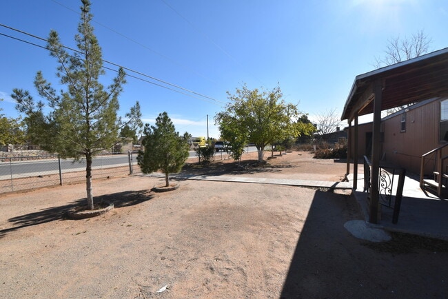 Building Photo - 14780 Gabriela Ln