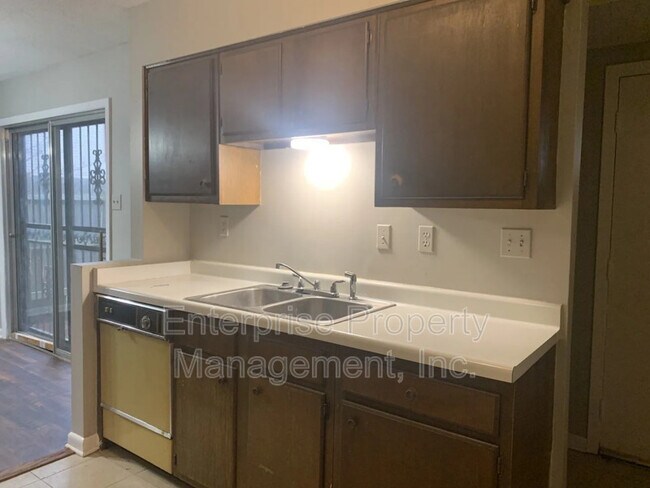 Building Photo - 4722 Queens Lace Ct