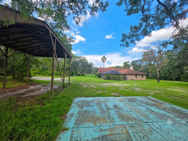 Building Photo - 10300 Woodland Waters Blvd