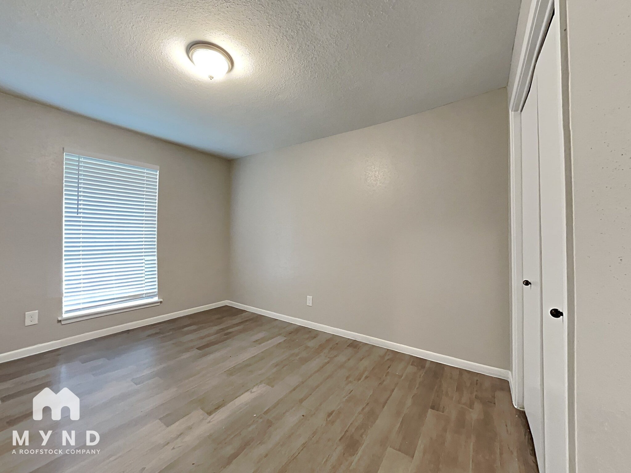 Building Photo - 15803 Mill Point Dr