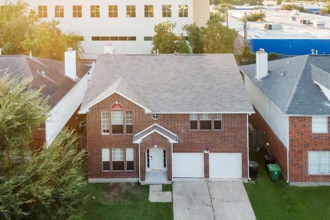 Building Photo - 9350 Starfire Ln