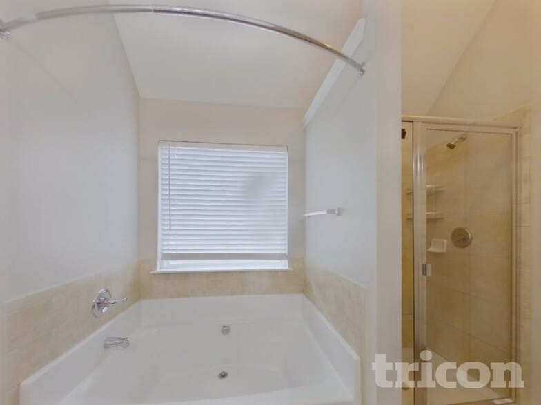 Building Photo - 4270 Sir Dixon Dr