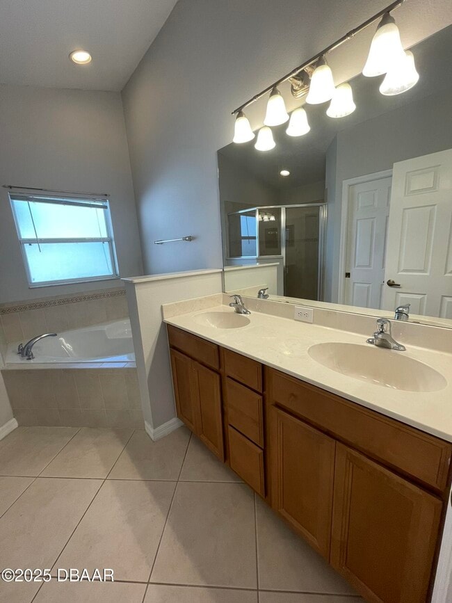 Building Photo - 613 Coral Trace Blvd