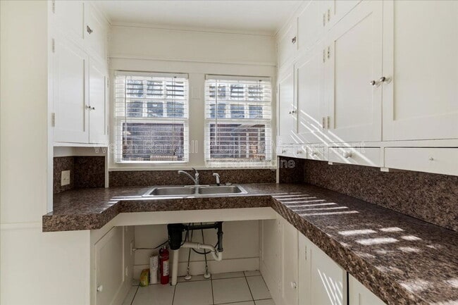 Building Photo - 1503 26th St