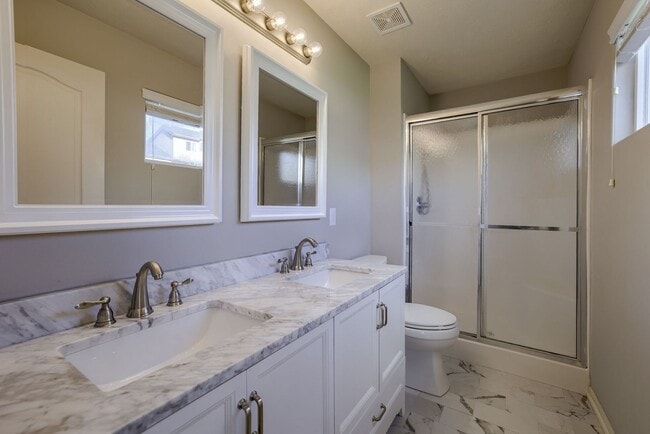 Building Photo - Must See 3 Bedroom In Millard School District!!