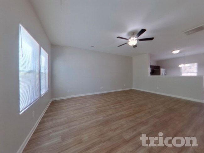 Building Photo - 1069 Joselynn Drive