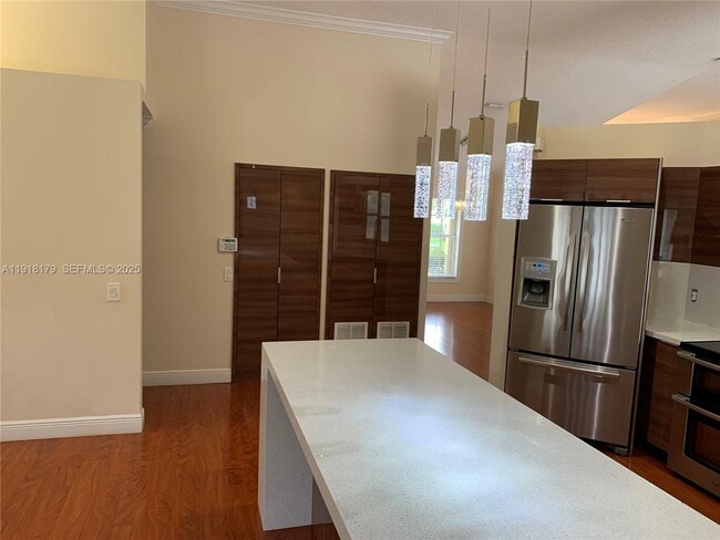 Building Photo - 804 Verona Lake Dr