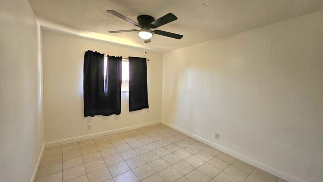 Building Photo - 21398 Baldwin Ln