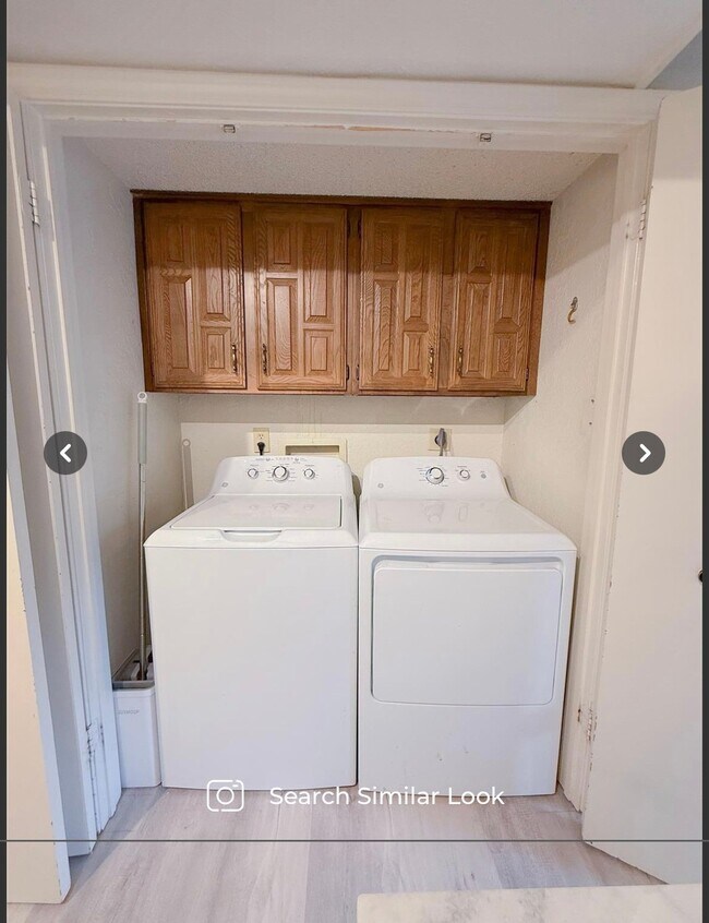 Building Photo - 14151 Montfort Dr
