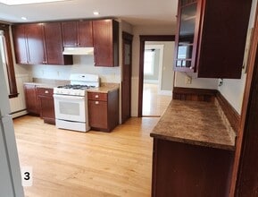 Building Photo - 21 Windham St