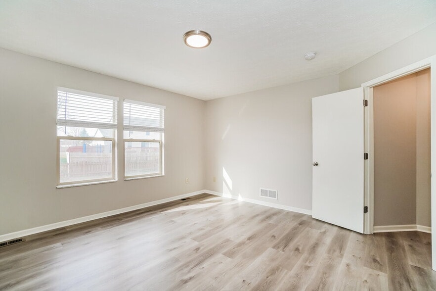 Building Photo - 691 Hunnicut Dr