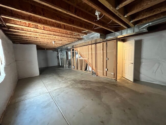 Building Photo - Wonderful Home in Evans