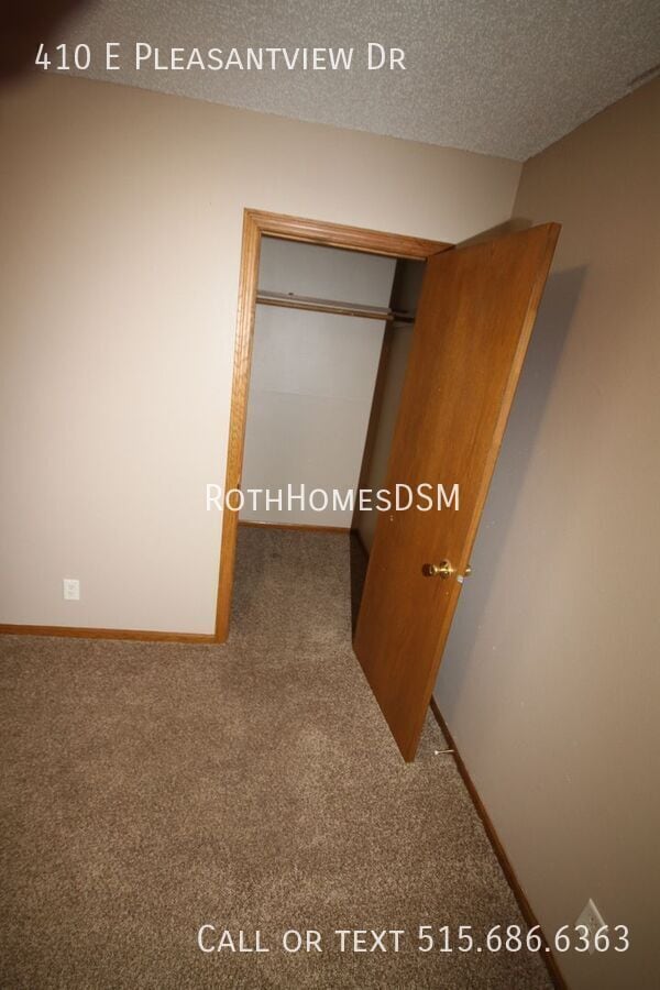 Building Photo - 410 E Pleasant Vw Dr